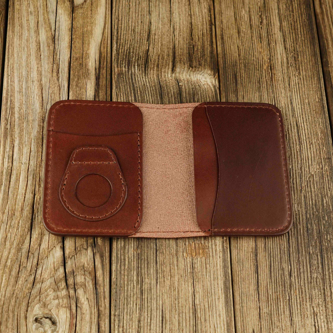 Apple AirTag Leather Bifold Wallet - Wallets & Money Clips - Souma Leather
