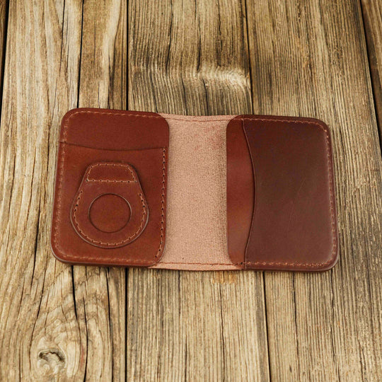 Apple AirTag Leather Bifold Wallet - Wallets & Money Clips - Souma Leather