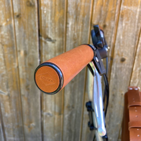 Brompton Leather Grips Unibody Souma Leather honey color leather detail