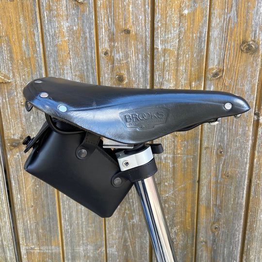 Leather Saddle Bag for Bicycles and Brompton bicycle Souma Leather Normal size Black color, side view