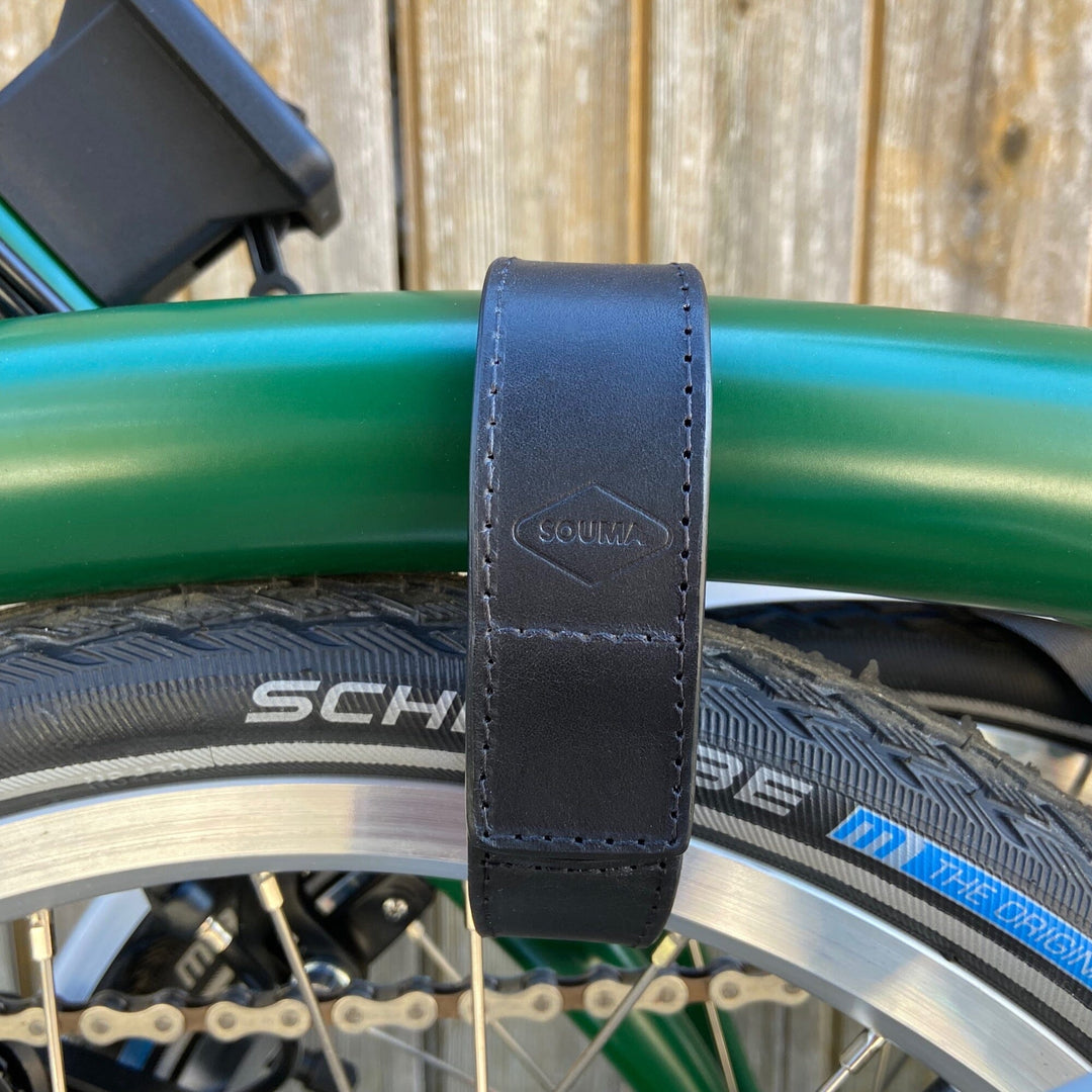 Leather Brompton wheel frame strap and trousers strap 2in1 - Brompton accessories - Souma Leather
