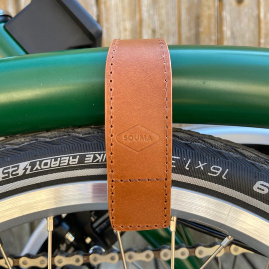 Leather Brompton wheel frame strap and trousers strap 2in1 - Brompton accessories - Souma Leather