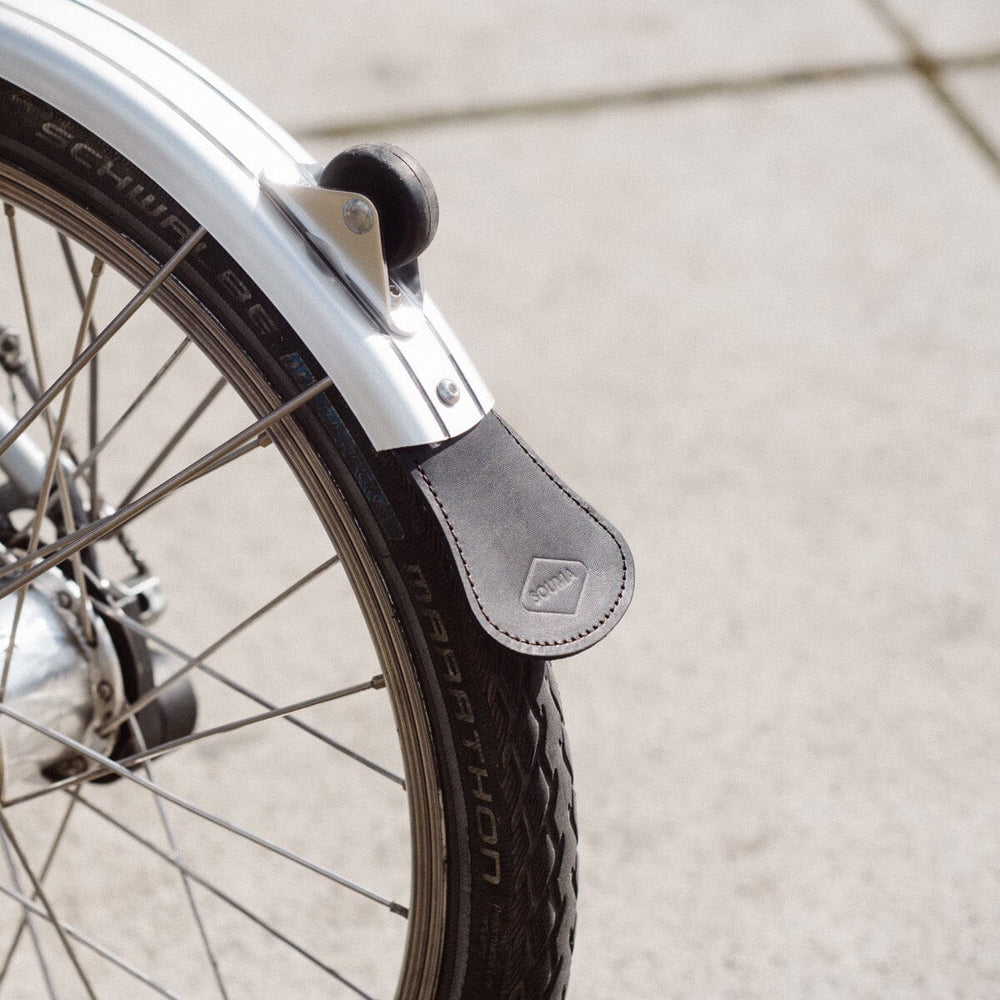 Brompton Leather Mud Flaps Souma Leather, black color on back wheel