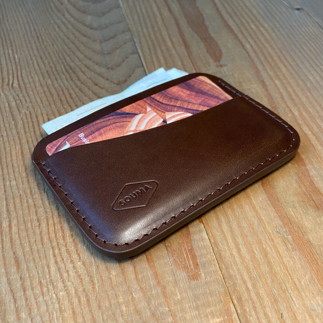 Minimalistic Leather Card Wallet Souma Leather with cards and cash