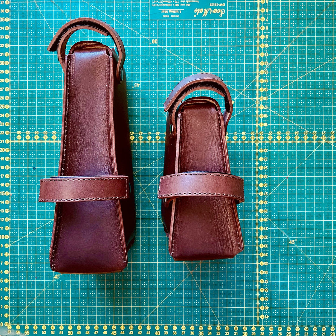 Leather Saddle Bag for Bicycles and Brompton bicycle Souma Leather size comparison